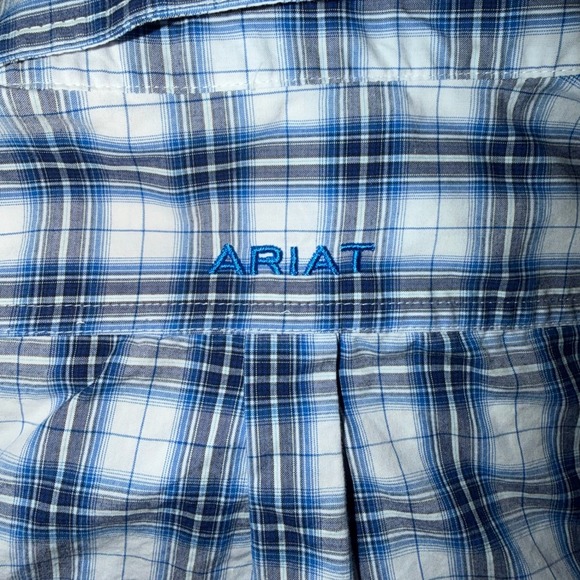 Ariat Pro Series Boys Blue Plaid Button Down Size Medium 10-12 Long Sleeve - Picture 8 of 8